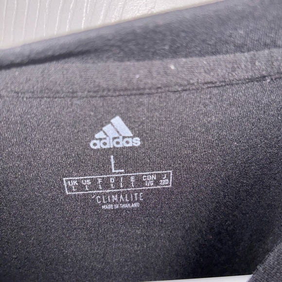 Adidas Tee - Picture 3 of 5